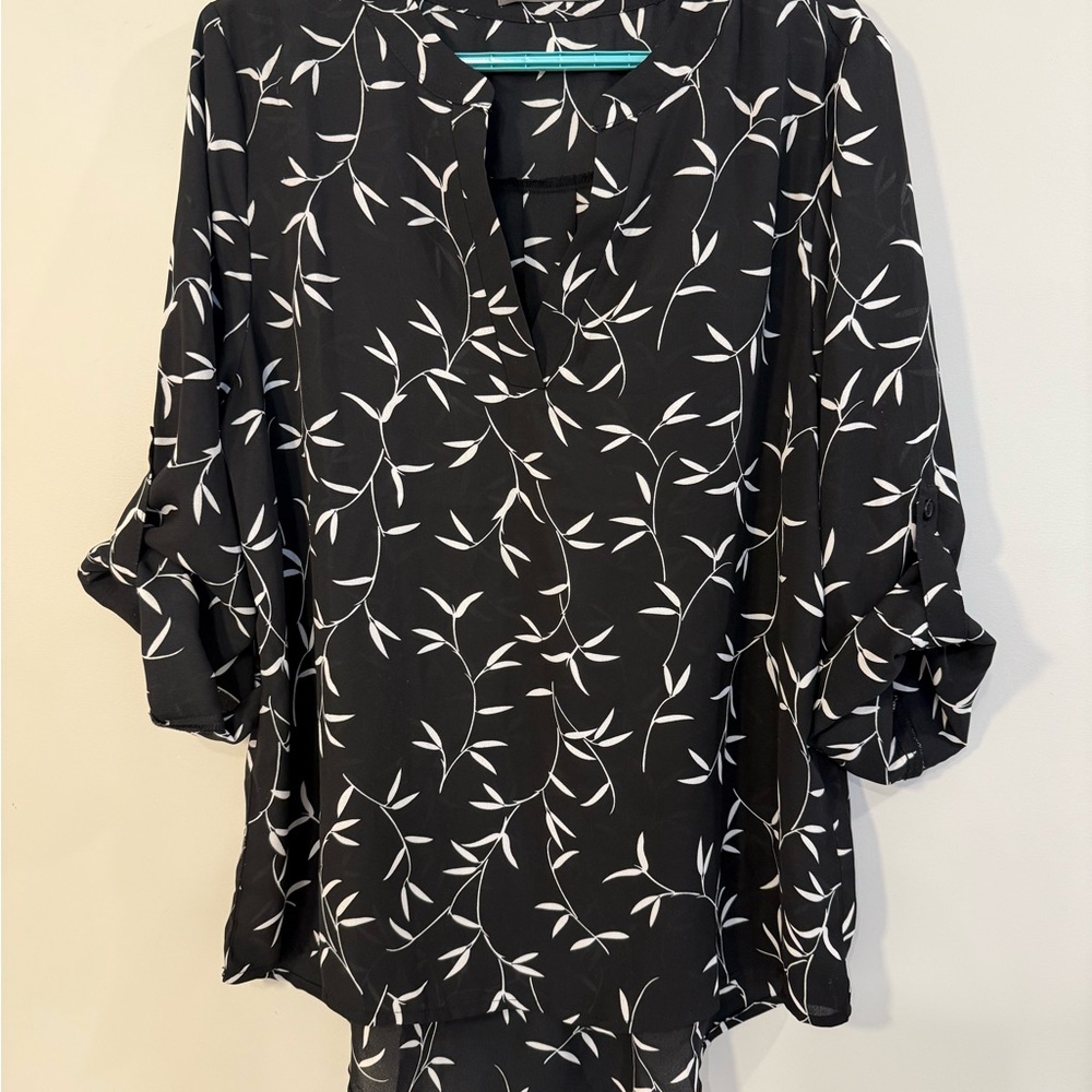 Black and White Leaf Print Women's Top